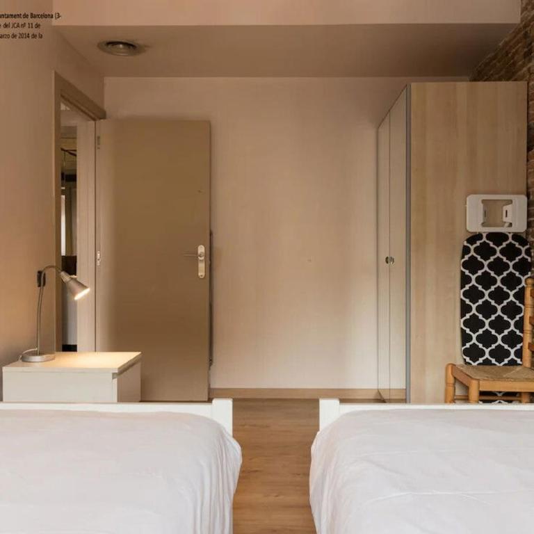 Barnapartments Raval - Two-Bedroom Apartment - 1
