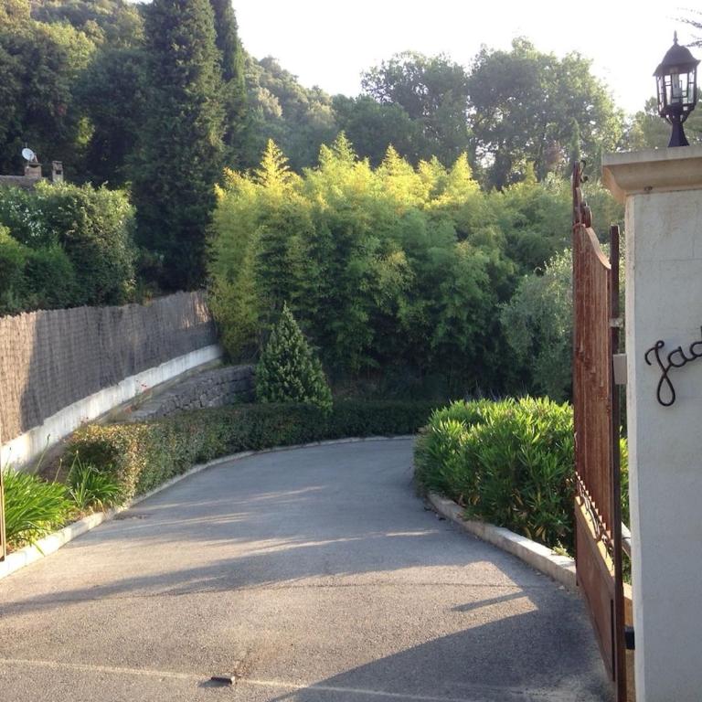 Maison de charme à BIOT avec piscine privée - Villa - 37