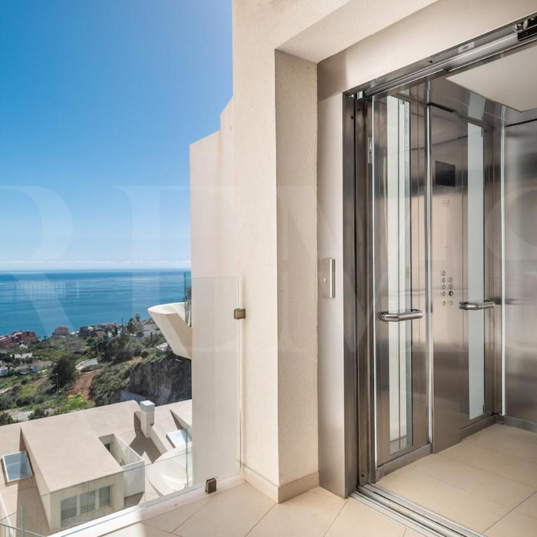 Relaxing Apartment with Terrace & BBQ REMS - Apartamento de 2 dormitorios - 42