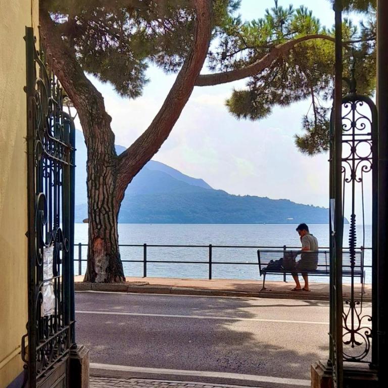 Lake Como PORTO VECCHIO - Charming Lakefront Apartment in the Heart of Domaso - Appartamento con 1 Camera da Letto - 37