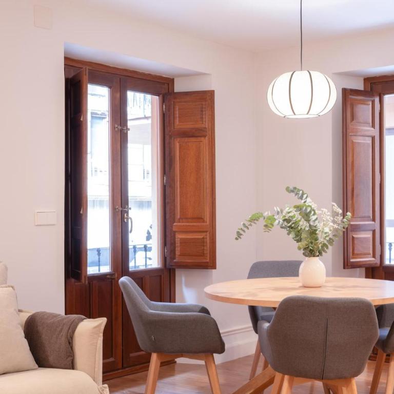 ChezmoiHomes Corral del Carbón - Two-Bedroom Apartment - 2