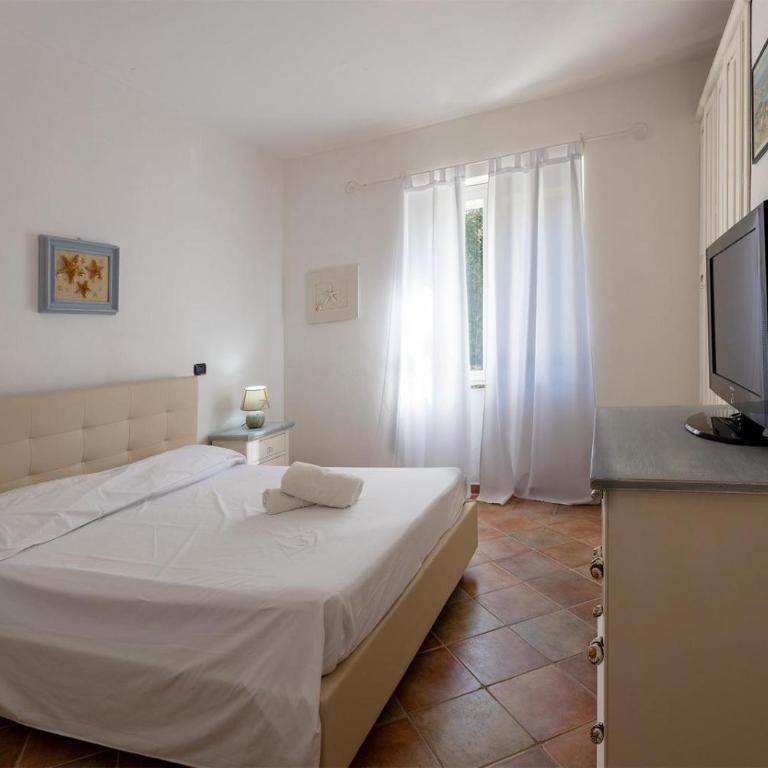 Hotiday Villa Porto Rotondo - Villa con 2 Camere da Letto - 8