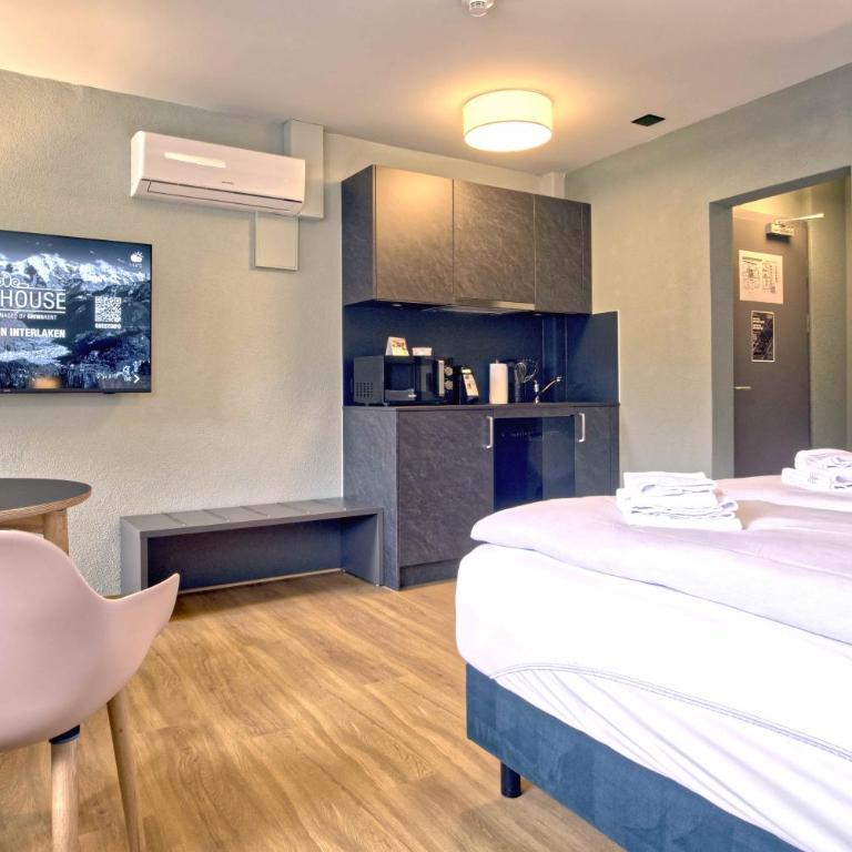 BANK House Studio M 405 - GRIWA RENT - Studio Apartment with One Double Bed - 4