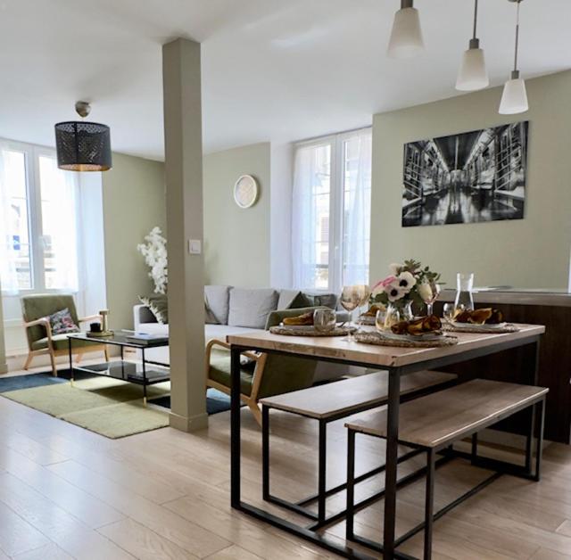Cocon du Château, Centre Historique Vizille 7pers - Appartement 2 Chambres - 6