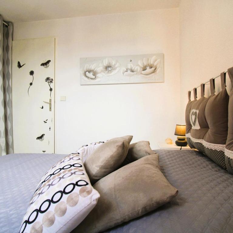 PCOGASTO - Golfe de St-Tropez - Appartement dans résidence avec piscine avec vue sur marina - Appartement 2 Chambres - 3