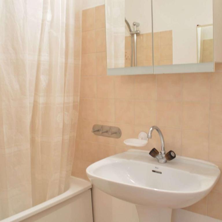 FS110-016 Appt 2 pièces 4 personnes FREJUS - Appartement 1 Chambre - 9
