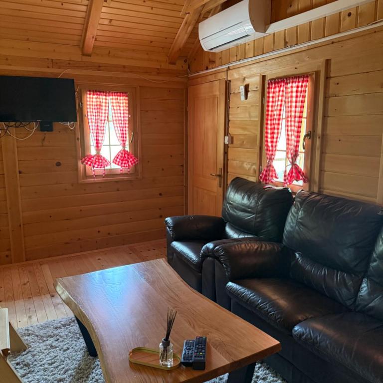 Forest Dream Bihac - Two-Bedroom House - 2