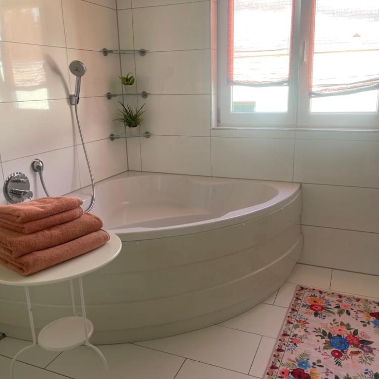 Fewo extraschön - Dachgeschoss - Apartment mit 1 Schlafzimmer - 15