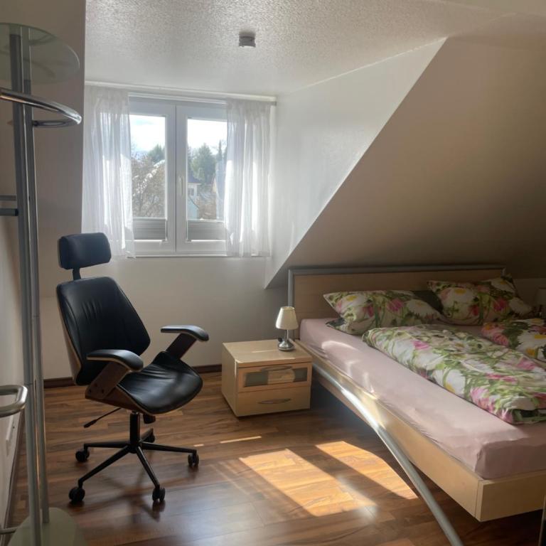 Fewo extraschön - Dachgeschoss - Apartment mit 1 Schlafzimmer - 12