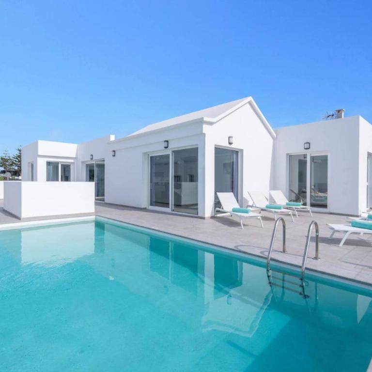 Villa Napoli by Villa Plus - Villa - 1