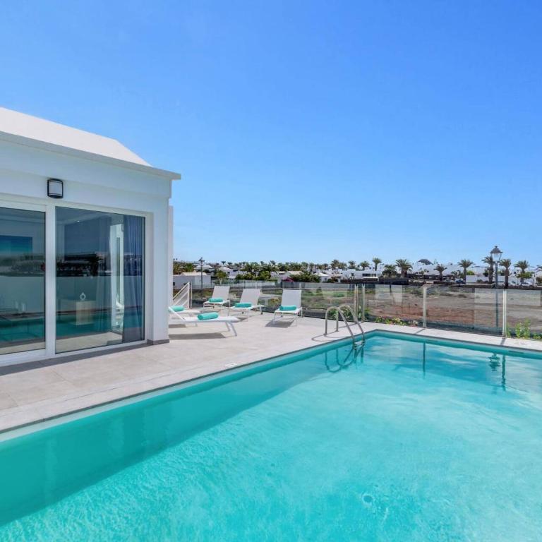 Villa Napoli by Villa Plus - Villa - 2