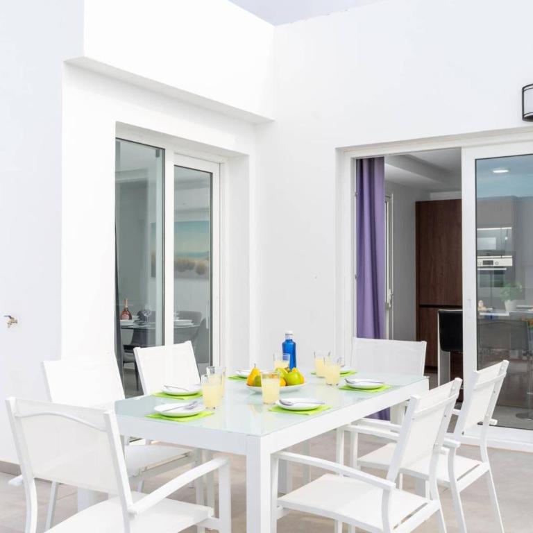 Villa Napoli by Villa Plus - Villa - 9