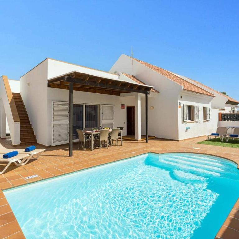 Villa Alicia Fuerteventura by Villa Plus - Villa - 1