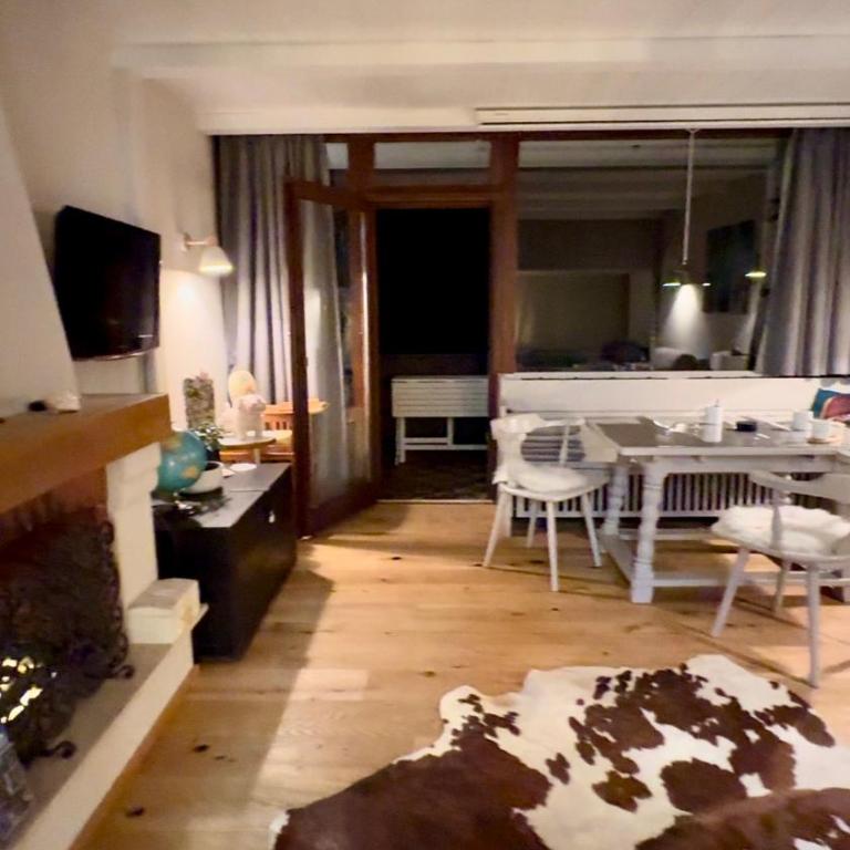 Tonis Appartements Lofer - Sylt Ferienwohnung mit Pool & Bergblick - Apartment mit 1 Schlafzimmer - 8