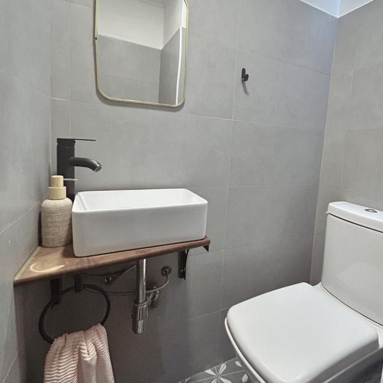 Refugio Urbano de Diseño en el Corazón de Santiago - Standard Apartment - 30