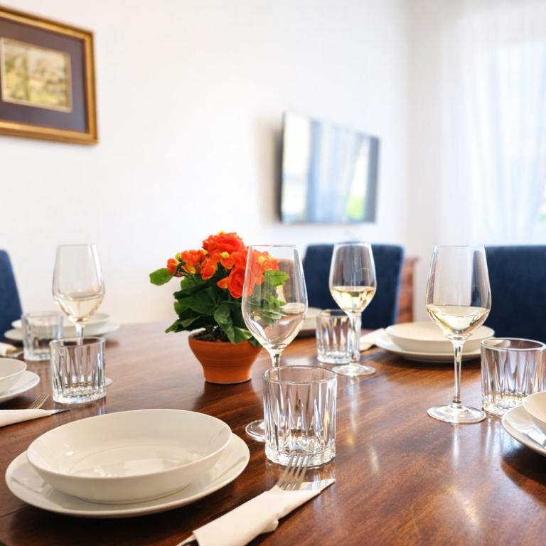 Free Parking - The Tigullio Suite - ML - Appartamento Deluxe con 2 Camere da Letto e Balcone - 6