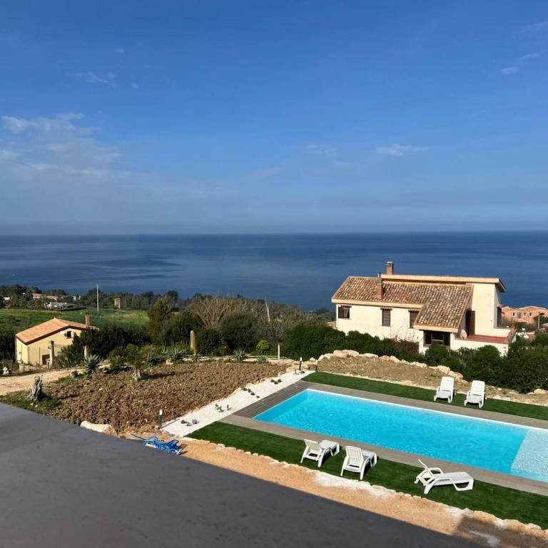 La Finestra sul Mare dello Zingaro - Camera Matrimoniale con Vista Parco - 27