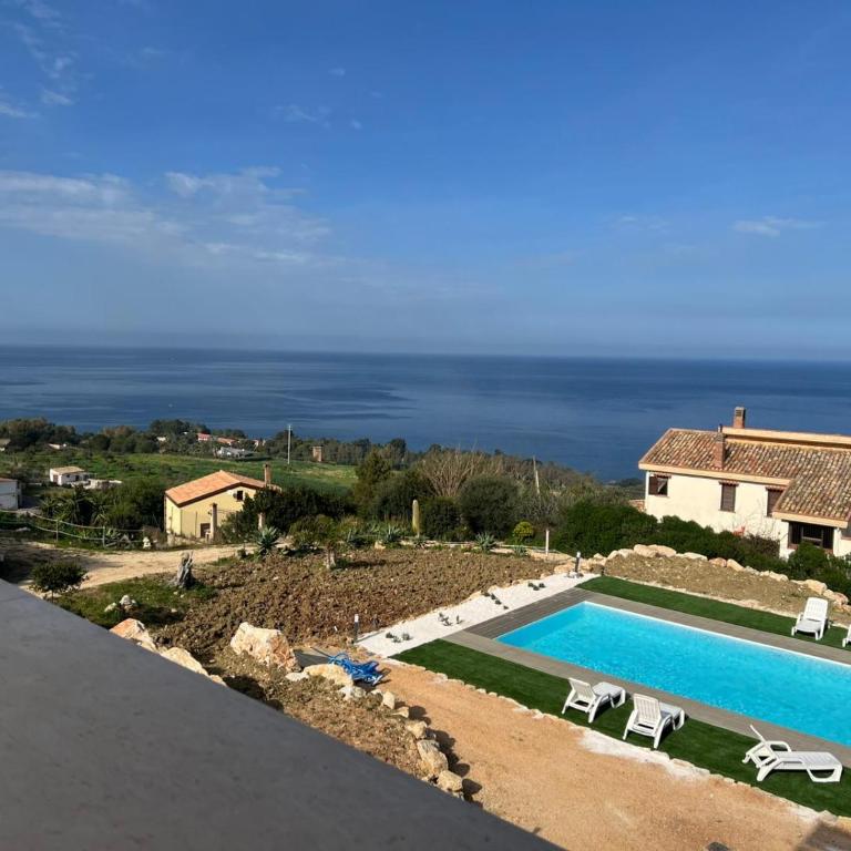 La Finestra sul Mare dello Zingaro - Camera Matrimoniale con Vista Parco - 28