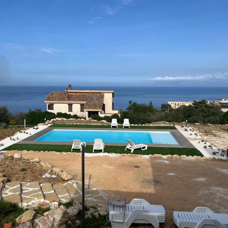 La Finestra sul Mare dello Zingaro - Camera Matrimoniale con Vista Parco - 38