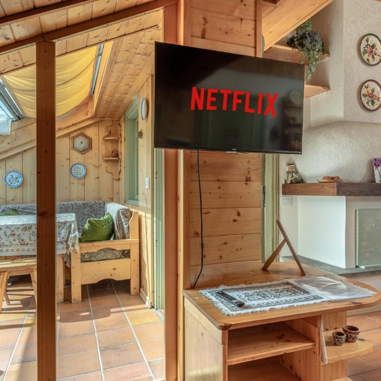 Private Veranda - Tiroler Chalet - Near Ski Slopes & Dolomites - Apartment mit 3 Schlafzimmern - 18