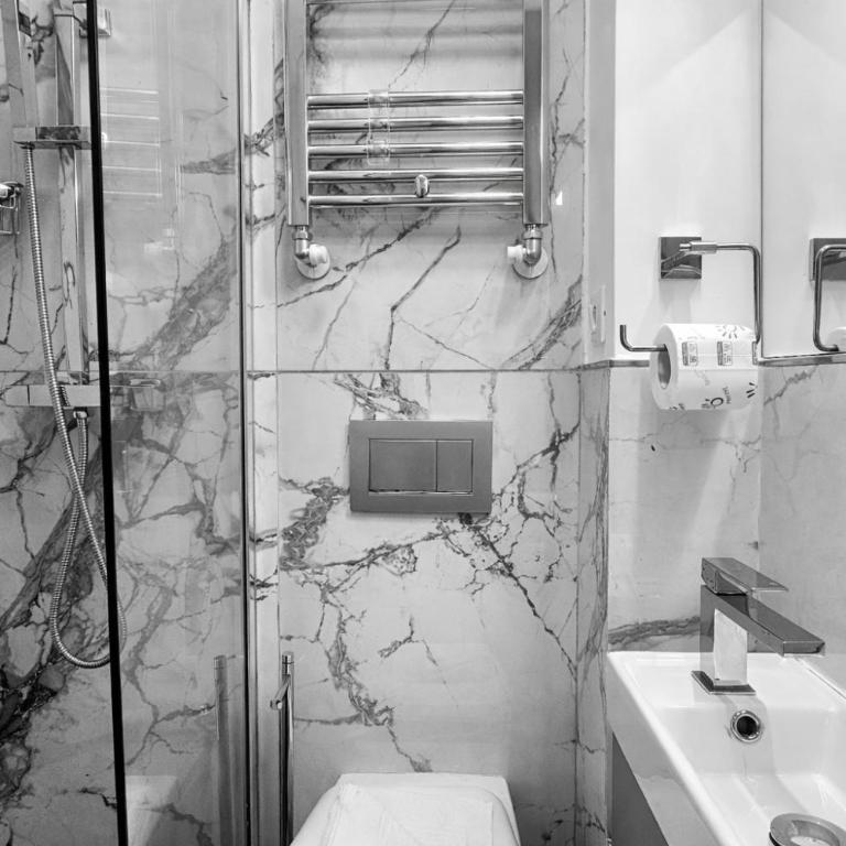 Free Parking - The Tigullio Suite - ML - Appartamento Deluxe con 2 Camere da Letto e Balcone - 27