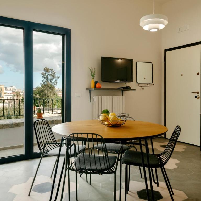 La Bella Vita Rooftop Lecce - Two-Bedroom Apartment with Terrace - 7