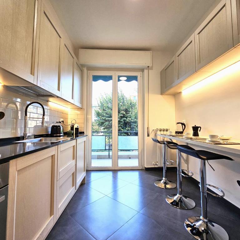 Free Parking - The Tigullio Suite - ML - Appartamento Deluxe con 2 Camere da Letto e Balcone - 1