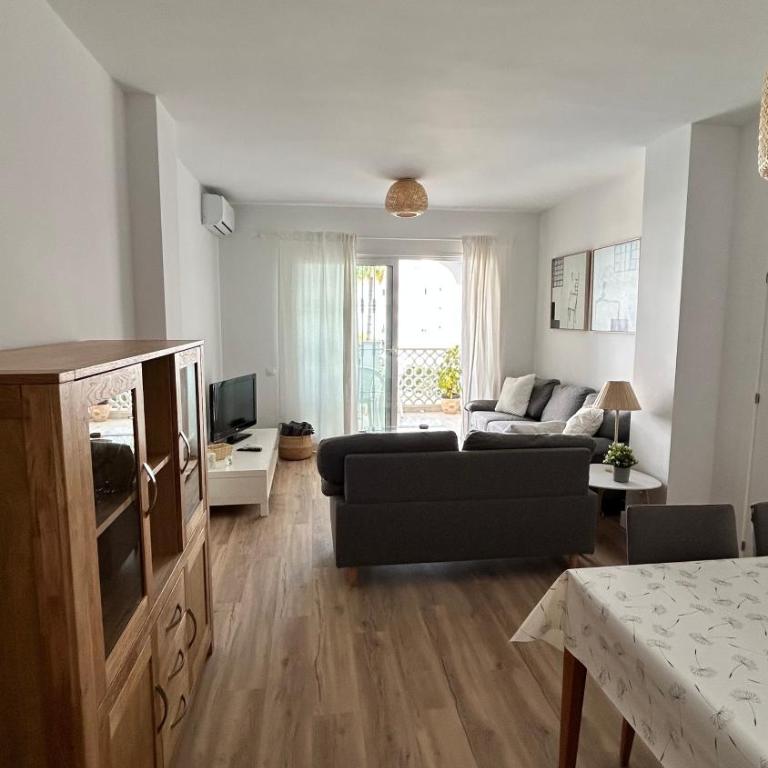 Family Holiday Apartment, Torremolinos - Apartamento de 2 dormitorios - 8