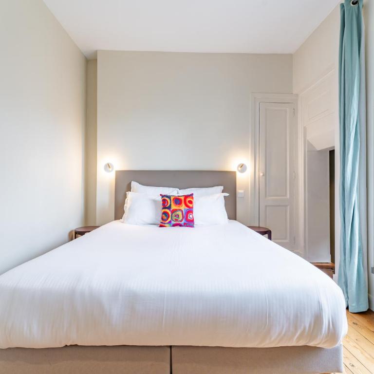Appartements de standing très bien situé aux portes de Quinconces - Three-Bedroom Apartment - 30