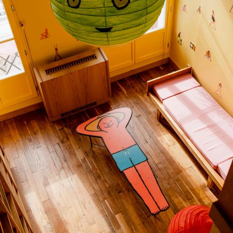 Hôtel Amour Paris - Deluxe Zimmer mit Kingsize-Bett - 9