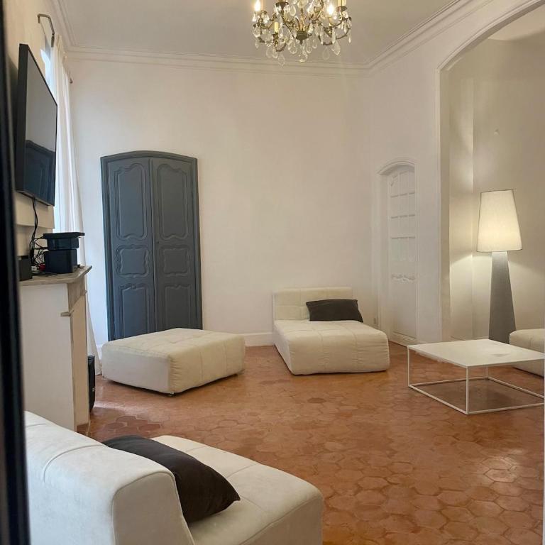 130 m2 hyper centre cathedrale - Appartement 3 Chambres - 18