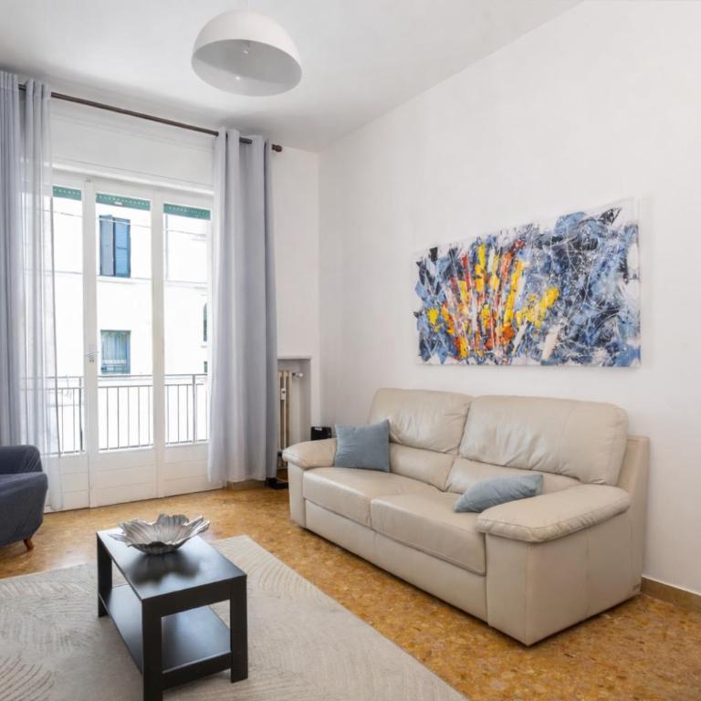 Casa Scaligeri - Appartamento con 2 Camere da Letto - 2
