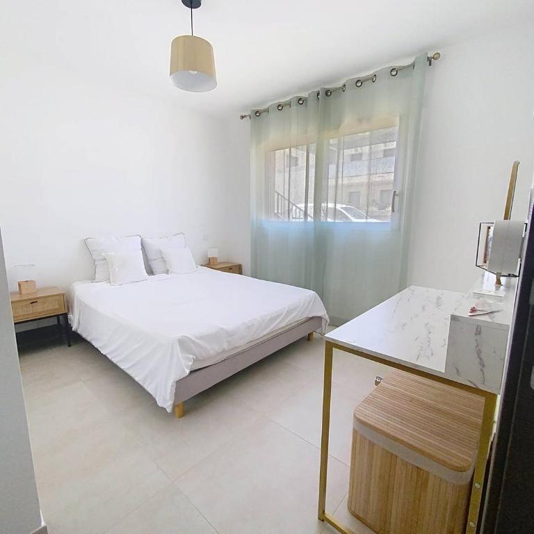 Appartement T2 avec vue mer et citadelle - Apartamento de 1 dormitorio con balcón y vistas al mar - 5