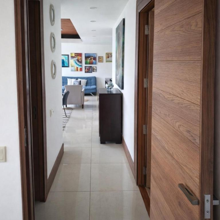 Departamento cómodo con excelente ubicación - Apartamento de 2 dormitorios con vistas - 16