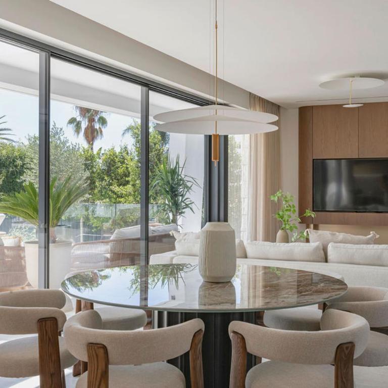 Marbesa Beachside Lux - Villa - 74