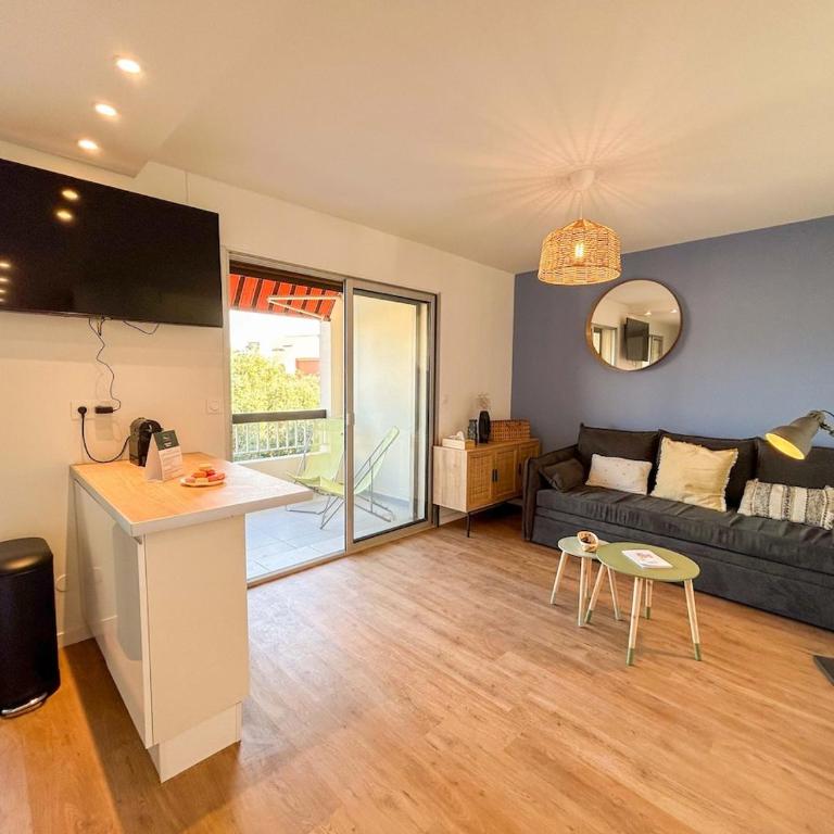Studio en plein coeur de Sanary - parking - Appartement 1 Chambre - 11