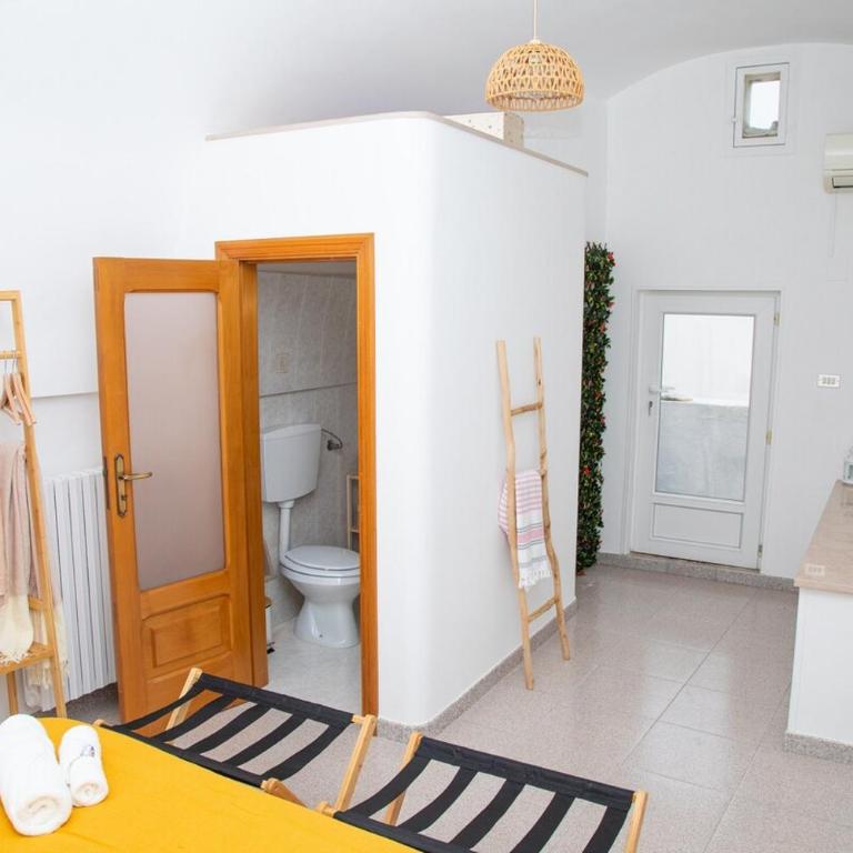 Charming Townhouse in Old Town with Roof Terrace - Two-Bedroom Townhouse - 35