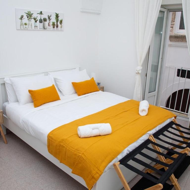 Charming Townhouse in Old Town with Roof Terrace - Two-Bedroom Townhouse - 36