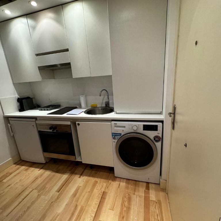 Chueca Gran via 29 Valverde PARKING TPH - One-Bedroom Apartment - 5