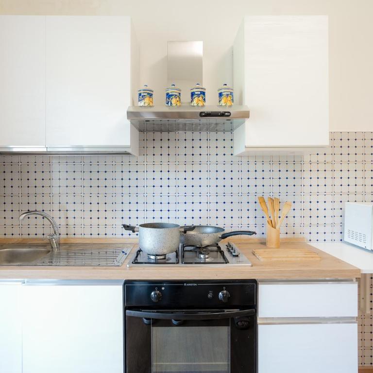 Sorrento 3 bedrooms Sunny Apt with terrace & view - Three-Bedroom Apartment - 23