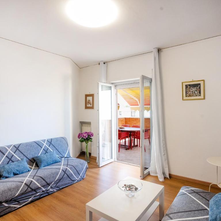 Sorrento 3 bedrooms Sunny Apt with terrace & view - Three-Bedroom Apartment - 30