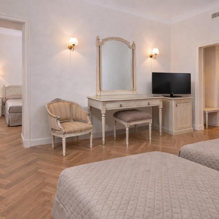 Grand Hôtel Moderne - Suite Familiale (4 Adultes) - 1