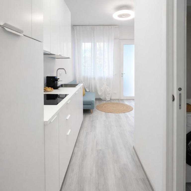 Leon Flat - One-Bedroom Apartment - 4