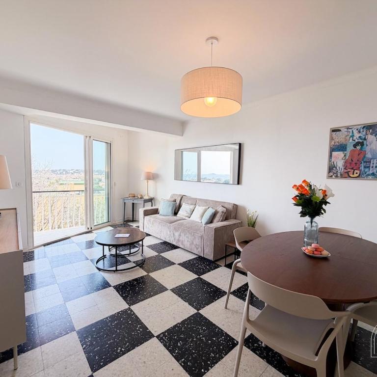 T3 lumineux à Six Fours, vue mer, garage - Apartment mit 2 Schlafzimmern - 4
