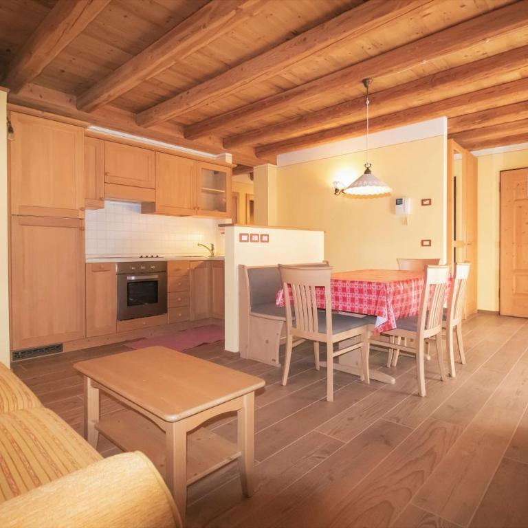Casa Torta - Appartamento con 2 Camere da Letto e Balcone - 10