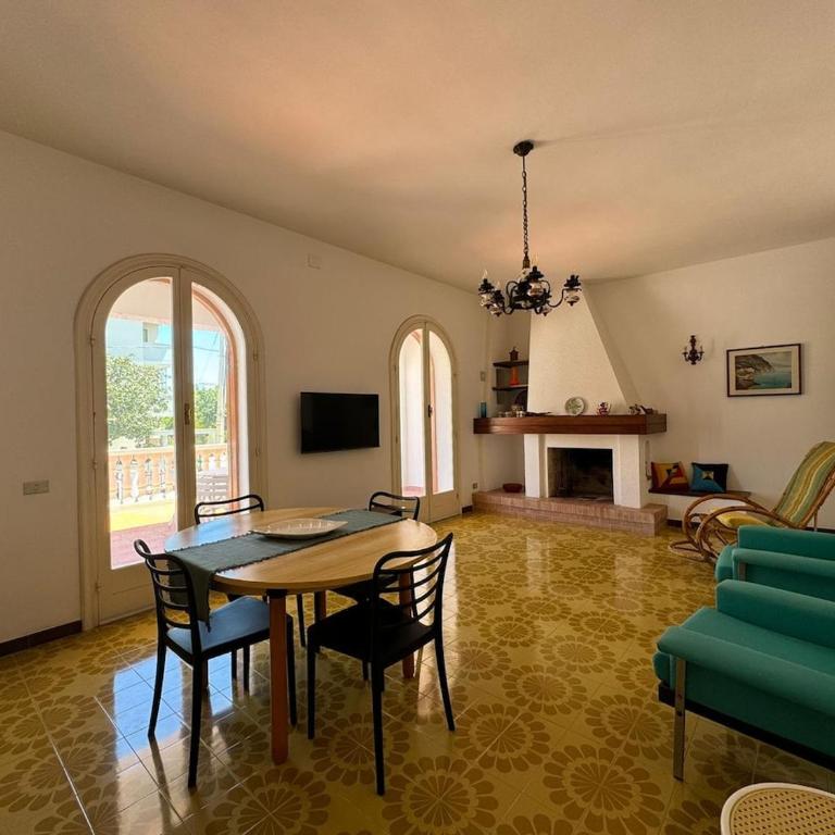 Villetta via lenin con giardino a torre dell'orso - Casa con 3 Camere da Letto - 3