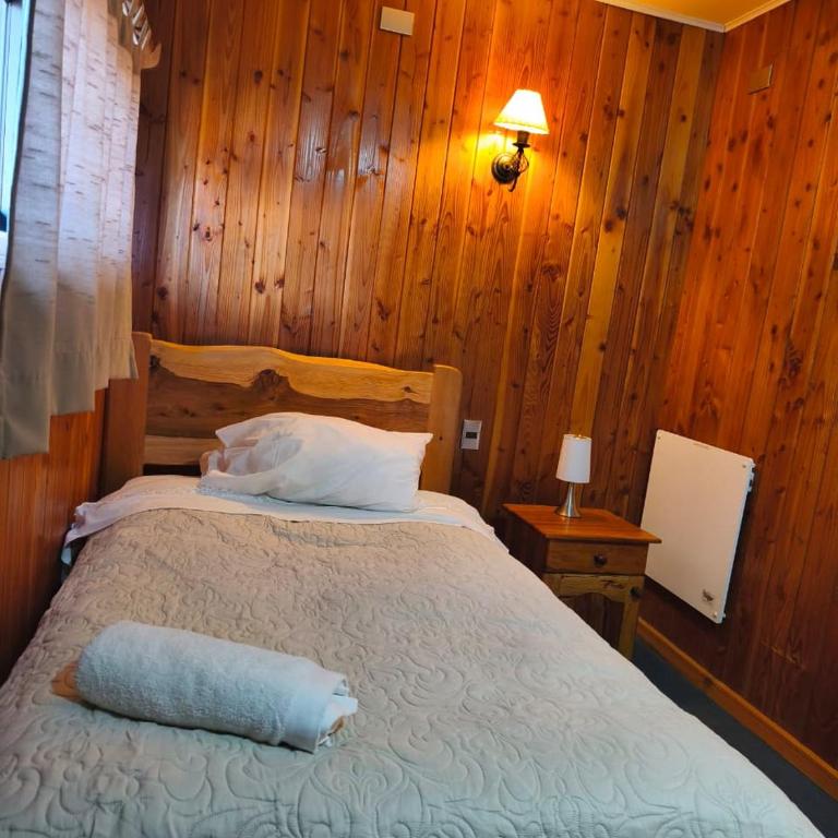 Alpes Hotel - Standard Single Room with Shared Bathroom - 6