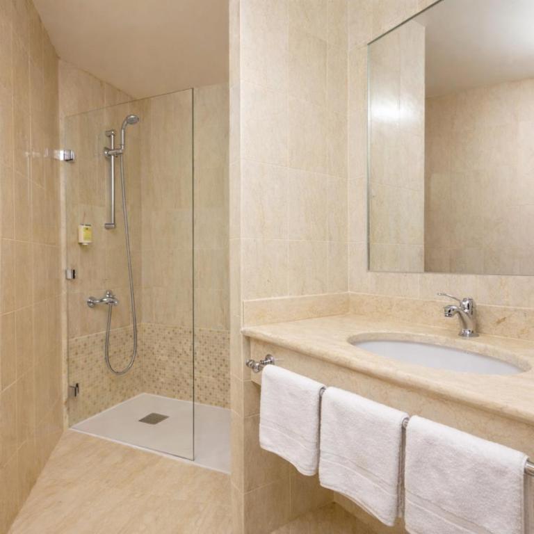 Grand Hôtel Moderne - Chambre Triple Supérieure - 5