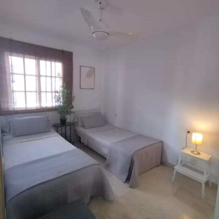 Mediterranean apartment near the beach with seaview, pool & balcony - Apartamento de 2 dormitorios con balcón y vistas al mar - 17