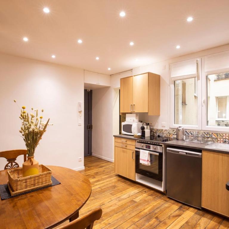 Nid cosy pour 2 pers -Canal St Martin -Paris 10* - Appartement - 9